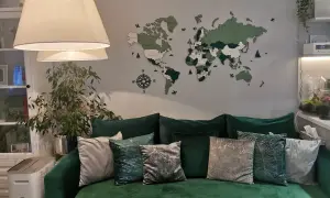 Co na ścianę w salonie? Inspiracje, które odmieniają wnętrza na zawsze