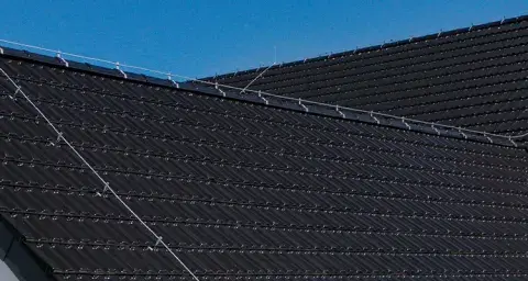 Ile dachówki karpiówki na 1 m²? Oblicz dokładnie, uniknij zaskoczeń!