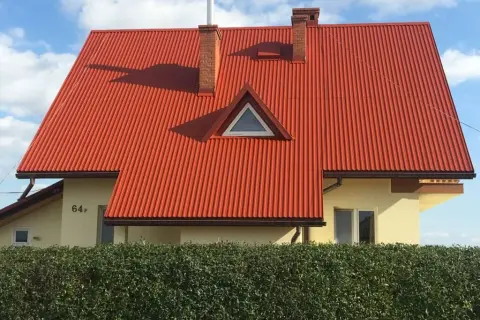Jaki kolor dachówki wybrać, aby uniknąć błędnych decyzji budowlanych?